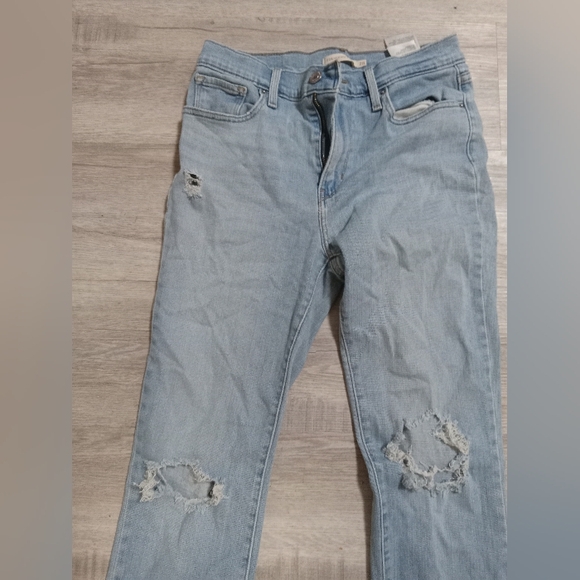 Levis 724 High Rise Straight 28 32 Distressed Jeans - Picture 2 of 8